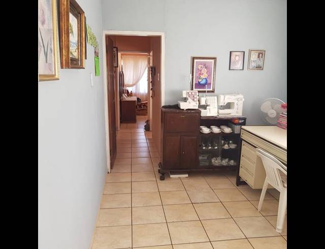 3 BEDROOM HOUSE FOR SALE IN VANDERBIJLPARK SW 1